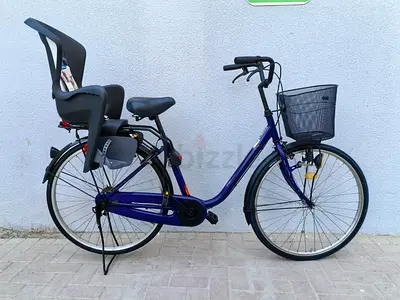 High Quality Cruiser Bike Japanese imported Dynamo operated light Size 26 and New Polisport baby sea