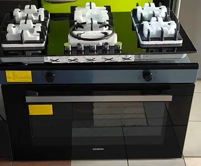 Brand New Siemens built-in Full Gas Top and Oven set 90 cm