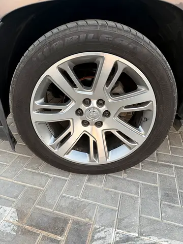 2018 Cadillac ESCALADE — миниатюра 17