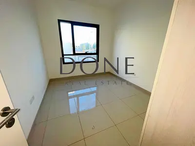 LUXURY 3BHK WITH MAID ROOM GARDEN NEAR PARK JUST 90K