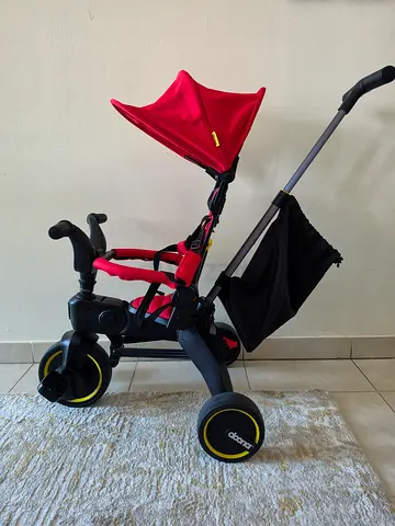 Tricycle for toddlers / foldable tricycle with push handle & canopy for kids / DOONA Liki Trike S3 R
