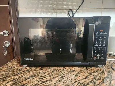 TOSHIBA Microwave Oven 20L Solo Microwave 11 Power Levels, 6 Auto Menu, Easy Defrost-Black-MW3-EM20P