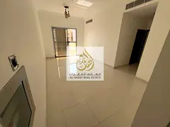 New building, first occupant, spacious, prime location, easily accessible.