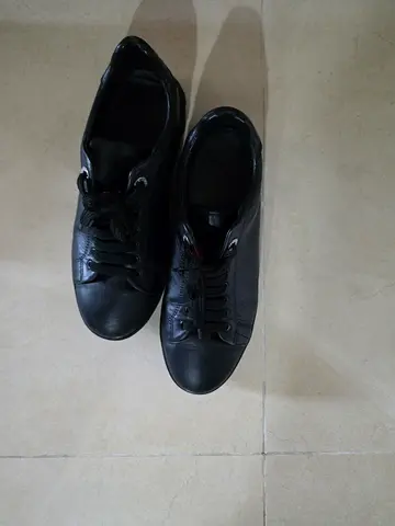 Black Shoes