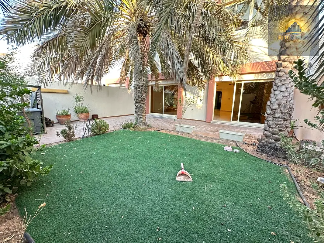 Fully Family Villa Five Master Bedrooms Hall, Nice Bright Kitchen, Garden, Back Yard, Maid Room, Driver Room, Washing Room, Al Mushrif.