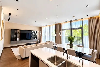 VACANT | RARE 2 BEDROOM| UPGRADED UNIT