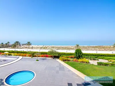 Studio for Rent in Marina Al Hamra - Sea View - Spacious