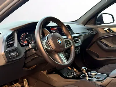 2022 BMW 1-SERIES — миниатюра 11