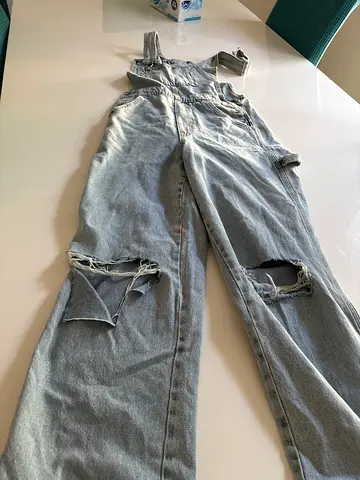 Dungaree’s woman’s