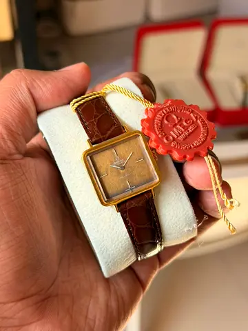 Vintage OMEGA women’s Automatic Watch