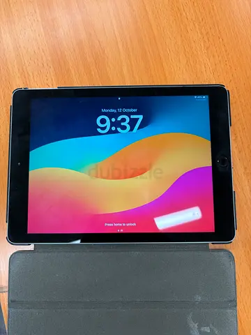 Apple iPad 6th Generation with Apple Pencil