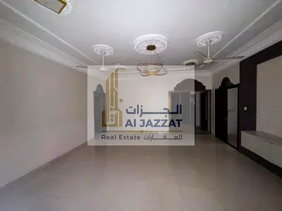 للبيع فيلا في النخيلات اماره الشارقة
