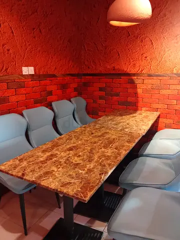 Used Restaurant Furniture – Tables & Chairs