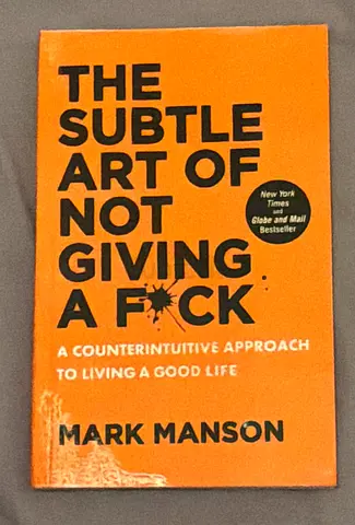 The Subtle Art of Not Giving a F*ck - Mark Manson (Paperback)
