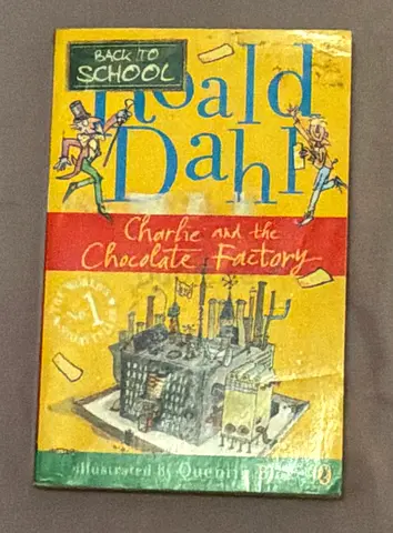Charlie and the Chocolate Factory by Roald Dahl (Paperback) - Good used condition