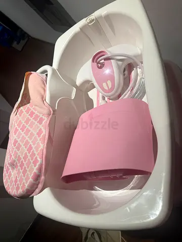 Bath tub baby