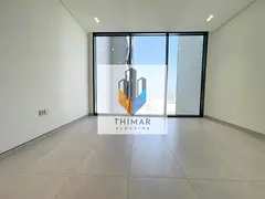 City View | High Floor | Vacant Now