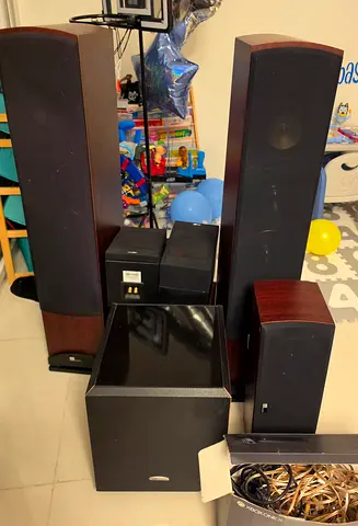 Pair of Floorstanding Tower Speakers - Wooden Finish