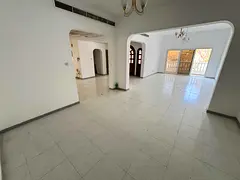 PRIME COMMERCIAL VILLA | JUMEIRAH 3 | BEACH ROAD VISIBILITY