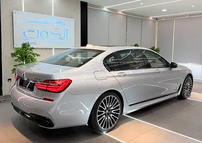 LOVELY BMW 750LI V8 || F.S.H BMW || GCC || SCREENS || PANORAMIC ROOF || RADAR