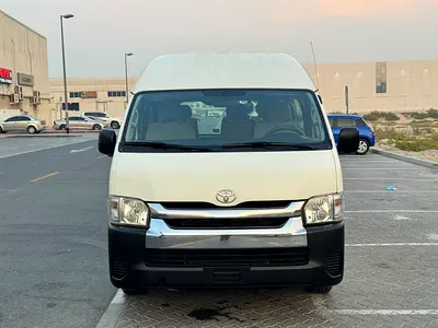 2019 Toyota Hiace GLX GCC 13 SETAR Free accident