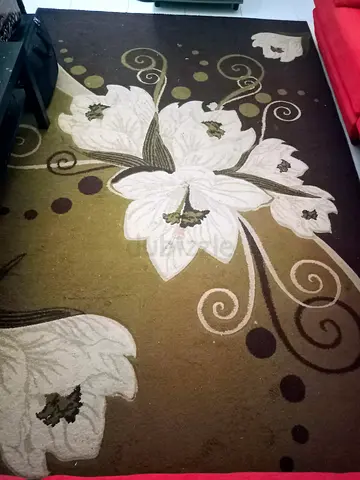 Brown floral area rug - good condition, 2.5m x 1.7m (approx)