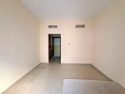 Seprate kitchen studio just in 19k ready to move only for family