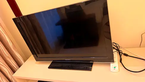 Sony BRAVIA 32-Inch LCD TV – KLV-32BX350