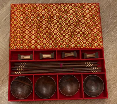 Wooden Bowl and Chopsticks Set with Gift Box (4 bowls + 4 pairs)
