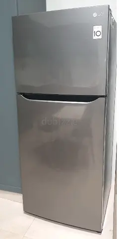 LG fridge like new at very low price(original price is 2200)
