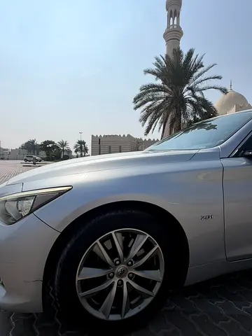 2016 Infiniti Q50 — миниатюра 2