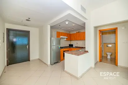 Marina View | Close to Metro | Prime Location