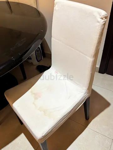 Dining table for sale plus 6 chairs