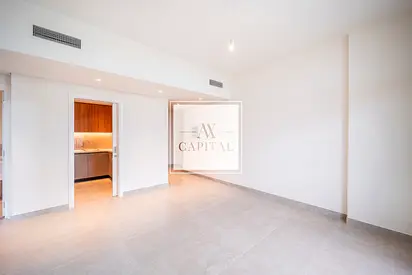 Brand new | ready to move | low floor