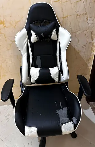 Used black & white gaming/office chair
