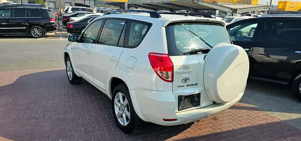 صورة 9 لـ 2008 Toyota RAV 4