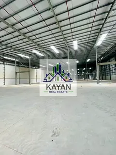 An excellent opportunity to rent a new, spacious warehouse in a strategic location in the Umm Al-Tha