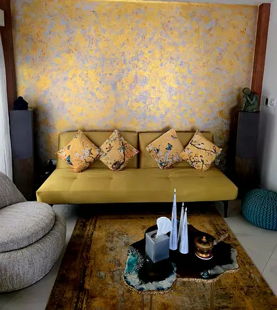 Yellow Mid-Century Modern Sofa / Daybed in Good Condition