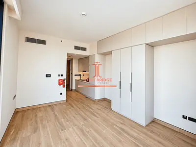 MULTIPLE OPTIONS | SKYLINE VIEW | HIGH FLOOR