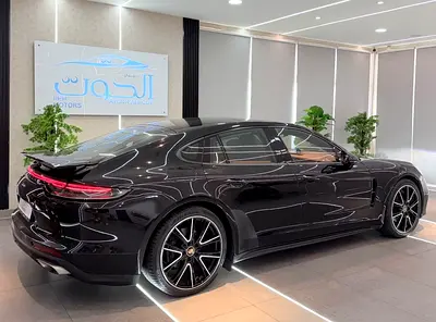 ELITE PORSCHE PANAMERA TURBO KIT || FULL OPTIONS || GCC || LUXURY INTERIOR || UNIQUE CAR