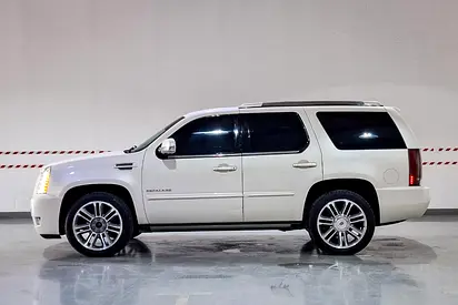 2013 Cadillac ESCALADE photo 5