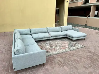 Like new Condition 2XL _Feather 🪶 filled U Shape Sofa