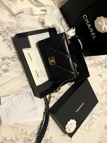 Chanel 19 woc