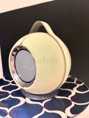 Devialet Mania Wireless Speaker with Charging Station