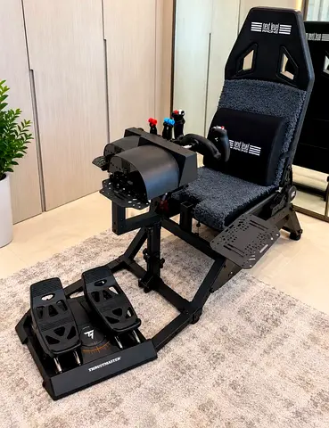 **Next Level Racing Flight Simulator – Boeing Commercial Edition**