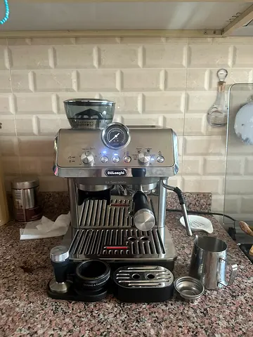 De'Longhi Stainless Steel Espresso Machine with Accessories