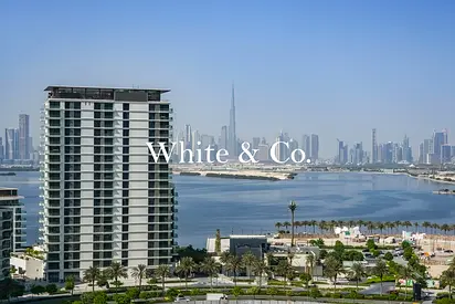 CORNER UNIT | BURJ KHALIFA VIEW | UPGRADED