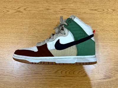 Nike Dunk High multicolor patchwork sneakers (left shoe) - used