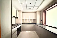 Large Layout | Close to Metro | Fitted Appliances