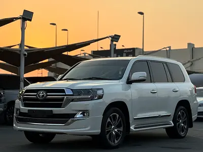 Toyota Land Cruiser 2020 GXR Grand Touring GCC Specs